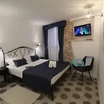 Noemi's شقة روفينج