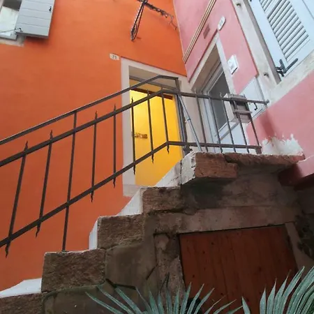 Noemi's Apartment *