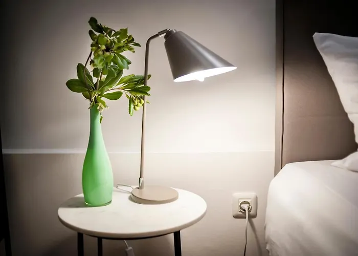 Noemi's * Ρόβινι