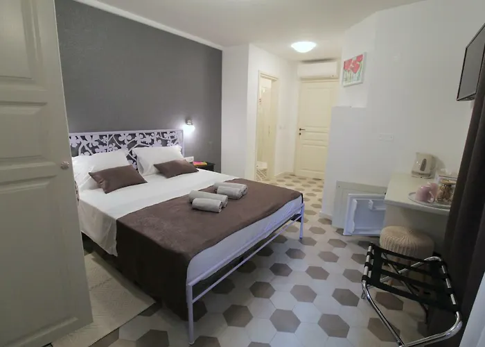 Noemi's Διαμέρισμα Ρόβινι